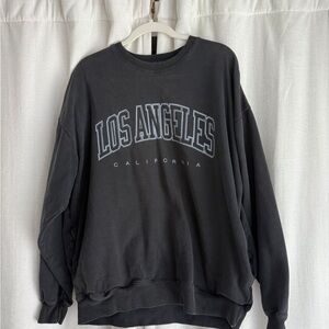 Brandy Melville - Los Angeles California Black Sweater